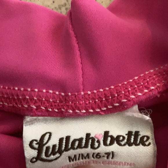 Lullah bette size 6-7 rash guard - Picture 10 of 10